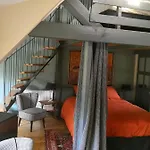 D'hotes Le Petit 3*
